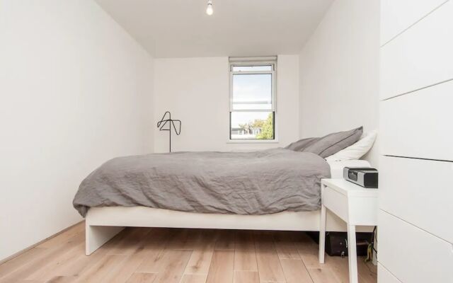 Spacious 2 Bedroom Flat in Prime Notting Hill