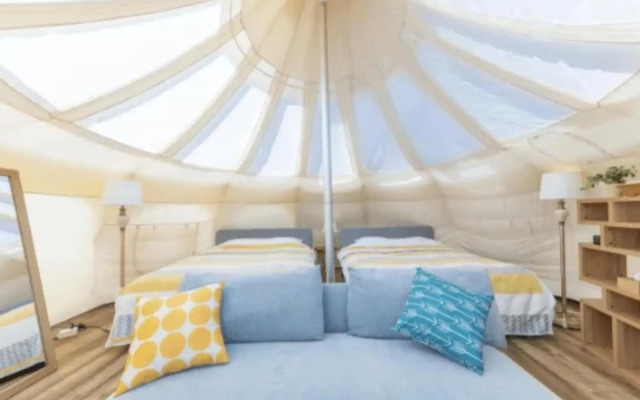 Glamping & Port