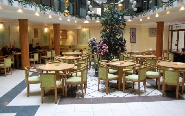 Hotel Tryavna Complex