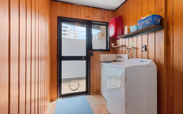 Downtown Mountview - Mt Maunganui Holiday Home