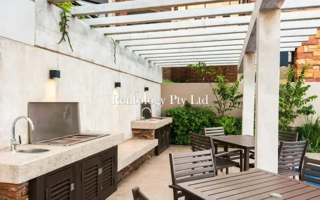 Fabulous 1 Bed Zimbali Suites Sea View