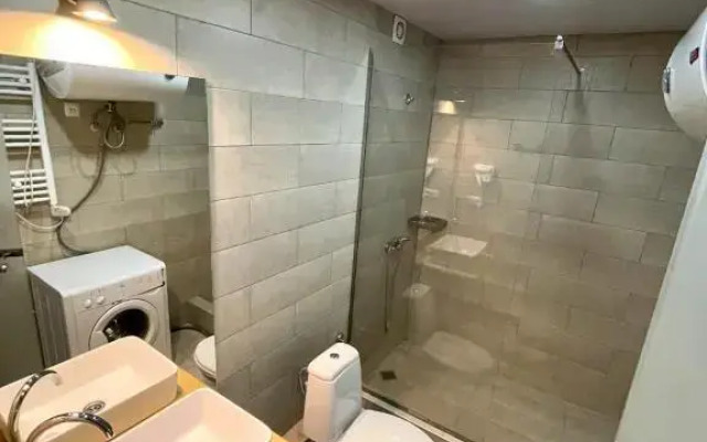 Bakuriani Mgzavrebi Block 9 Room 305