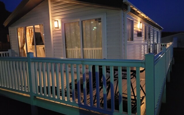 Remarkable 3-bed House in Hull