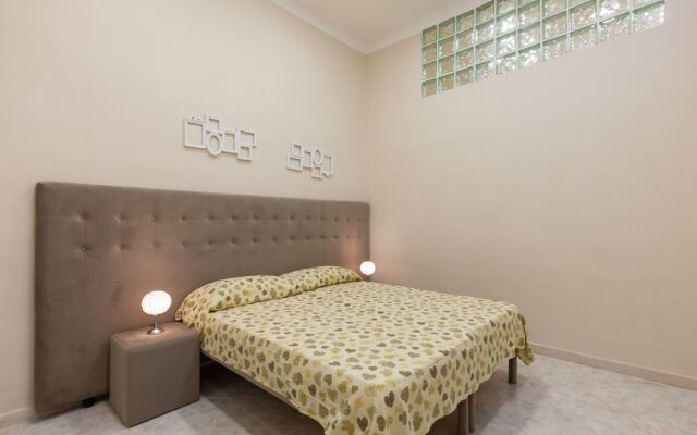 Apartment - S. Gregorio Armeno BH65