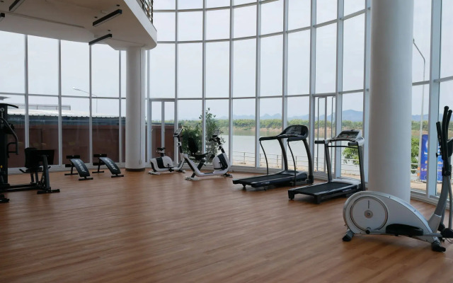 Blu Hotel Nakhon Phanom