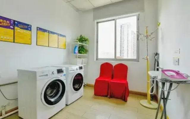 Vienna Hotel （Shenzhen Bantian Guangyayuan Station）