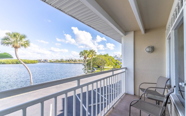 215 Little Harbor Inn