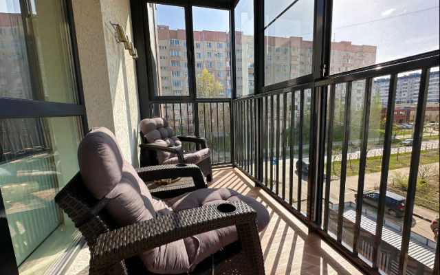 Апартаменты на Четаева 43А