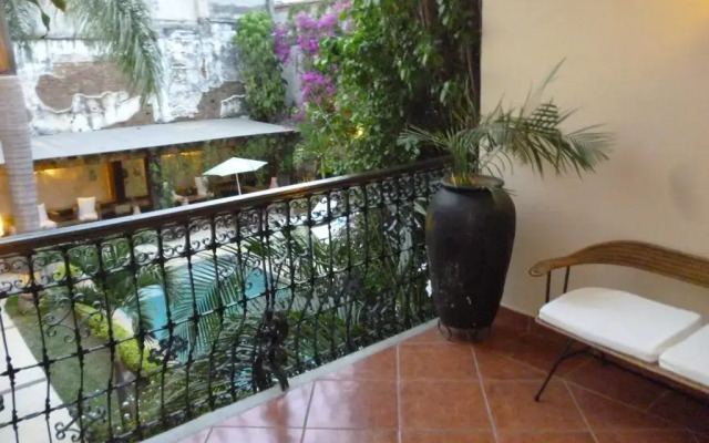 Hotel De La Parra