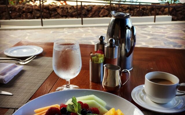 Hale Kaimana - 3 Br Condo