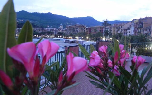 Hotel Helios