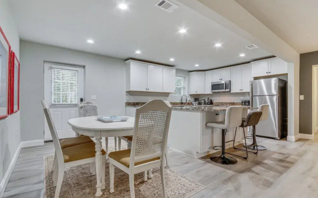 Updated Pensacola Home ~ 7 Mi to Beach!