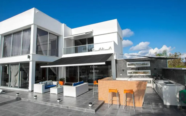 Ayia Napa Holiday Villa 011