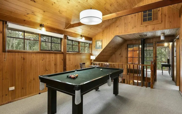 Onyx Retreat Healesville Luxury Lodge x Hot Tub