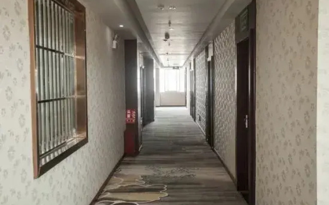 Qiubei Chuanyu Hotel