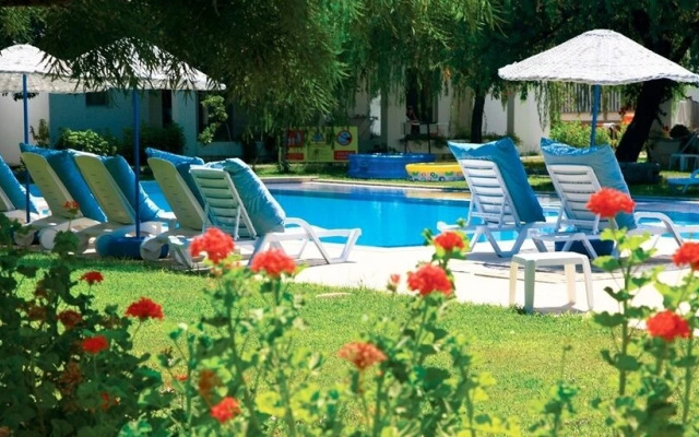 Important Group Ryan Residence