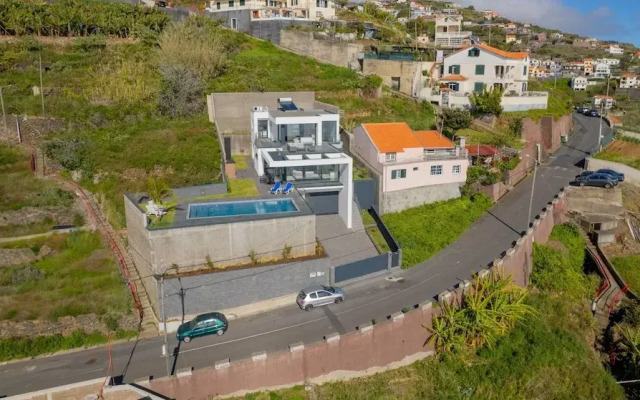 Villa Luxe by Atlantic Holiday