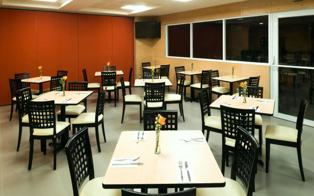 Mision Express Queretaro