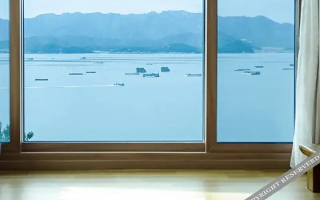 Wando Salt Flats Wind Pension