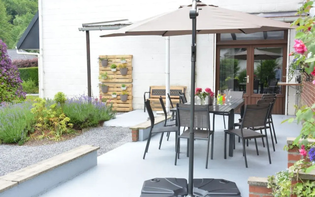 Luxurious Holiday Home in Hamoir With Terrace