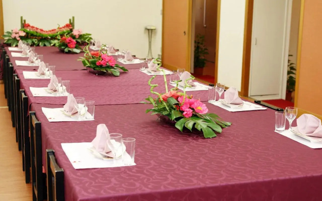 Hotel Crown Palais Shuhoku