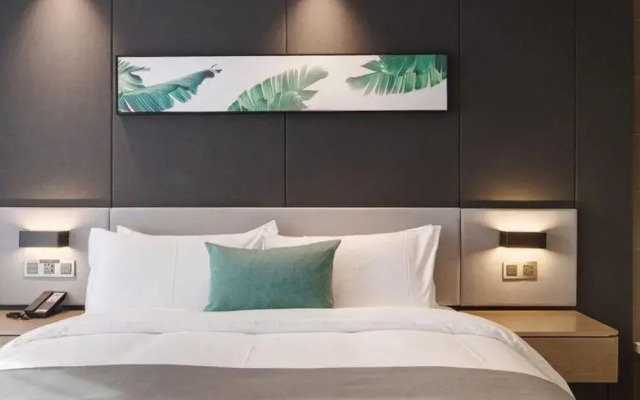 Lanou International Hotel, Hong Kong Middle Road, May Fourth Square, Qingdao