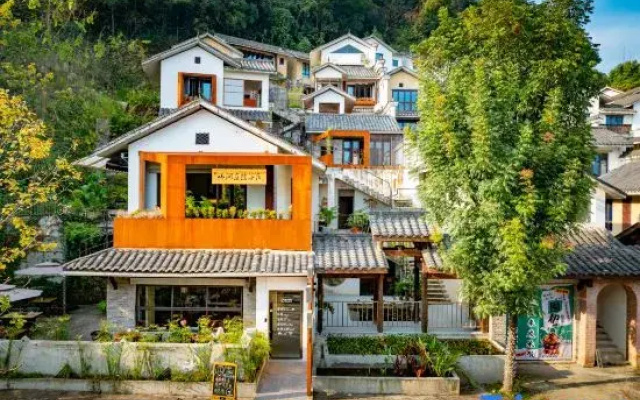 Shanjian Dieyuan B&B (Chongqing Nanshan Yihuali Night View Park Branch)
