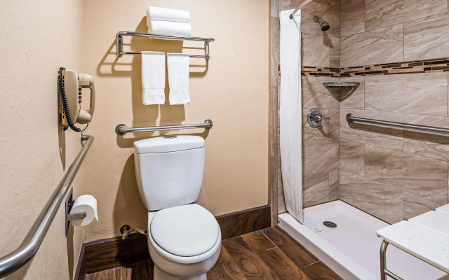 SureStay Plus Hotel by Best Western Kearney Liberty North