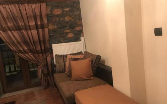 Anesis Suites