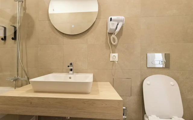 Central Suites