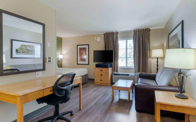 Extended Stay America Suites Pleasanton Chabot Dr