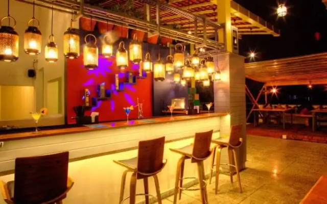 Arama Suites