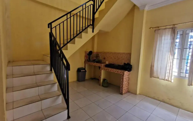 OYO 3189 HSP Residence