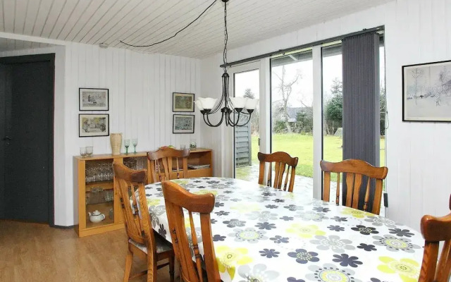 Quaint Holiday Home in Farsø With Indoor Whirlpool