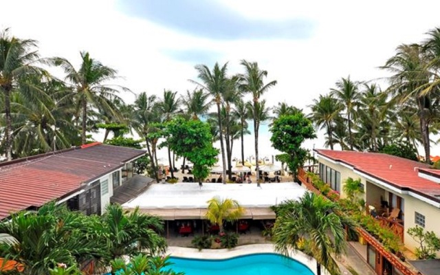Red Coconut Beach Hotel