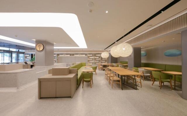 Ji Hotel(Beijing Wanda Taiwan Street store&Shijing