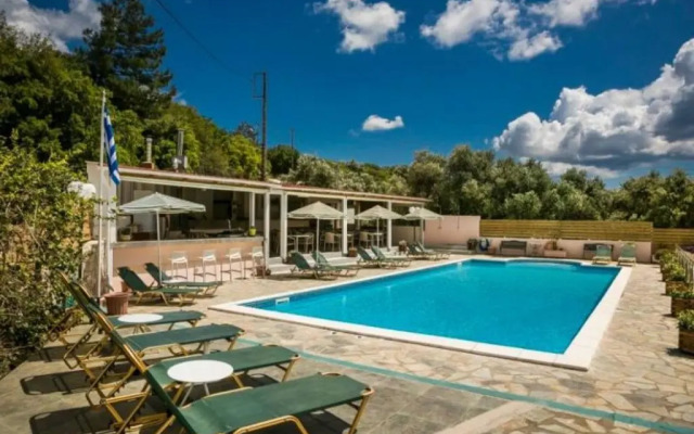 Panorama Fanari Studios & Apartments