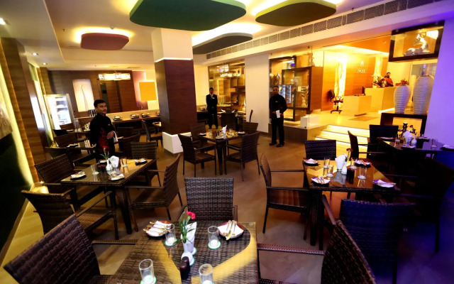 Hotel Swosti Grand
