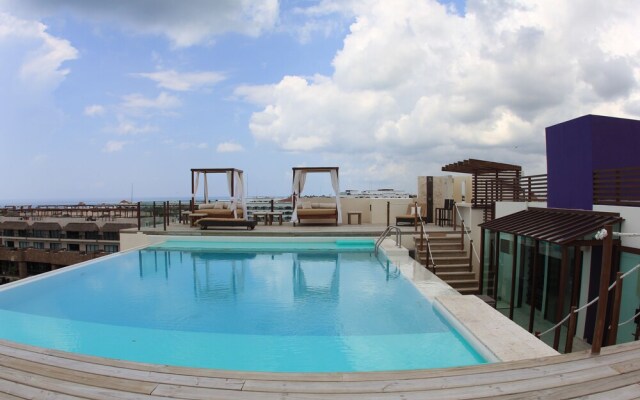 Las Brisas Condominios