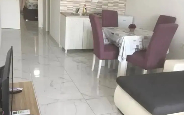 Sea Star Apartments