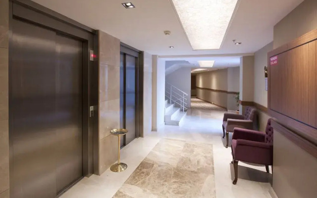 Mirel Hotel