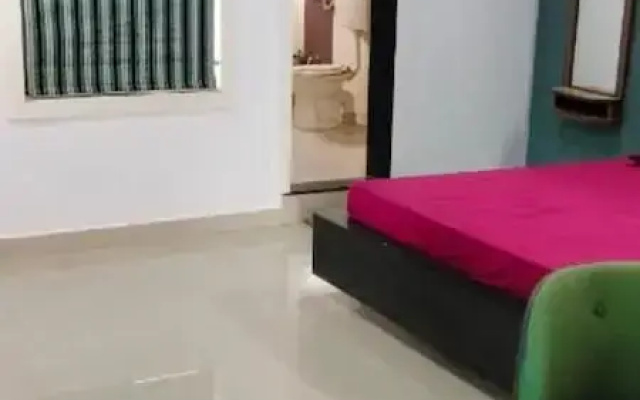 Unique Hotel and Stays