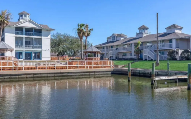 Island Stay on Galveston Bay