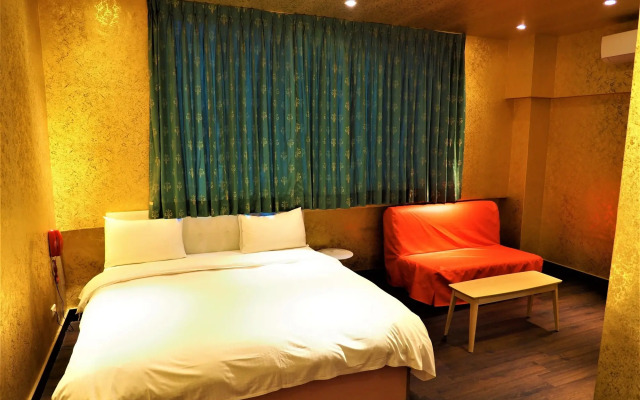 Day Chen Hotel