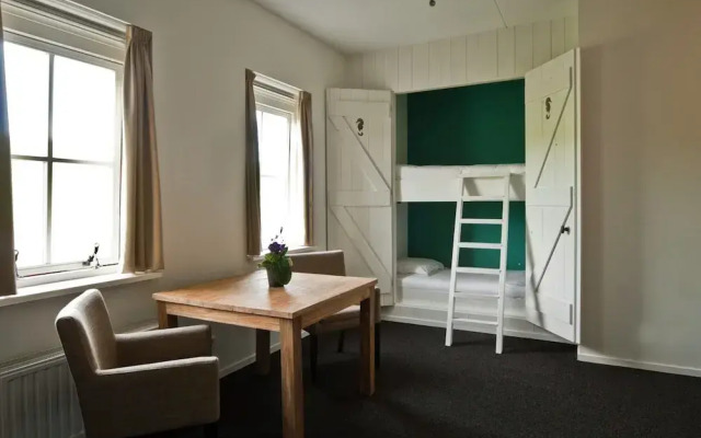 Group Accommodation 50 m From the Oosterschelde