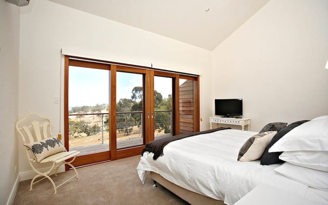 Seascape Retreat – Guest Rooms – Hindmarsh Valley