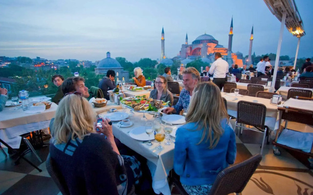 Seven Hills Hotel - Special Class