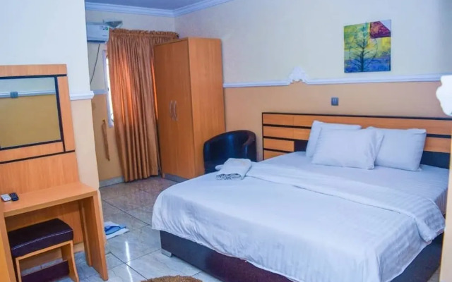 Elite Tranquil Hotel