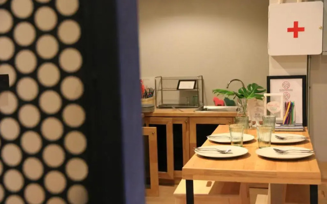 goodnight Chiang Mai Gate