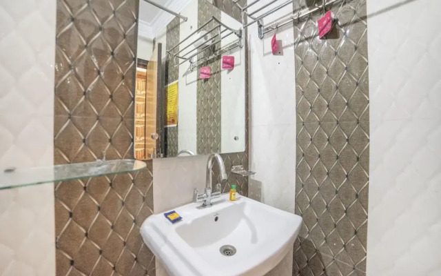 FabHotel Hindustan Deluxe